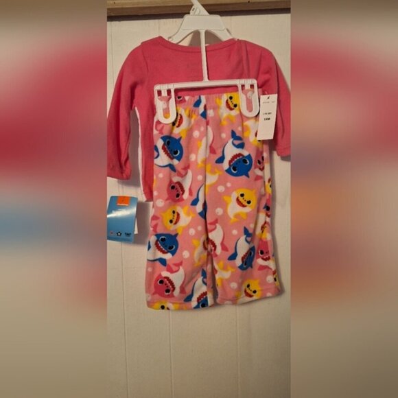 Nickelodeon Baby Shark Infant Girls Pajamas Sz 24 months Pink Sleepwear - Picture 5 of 5